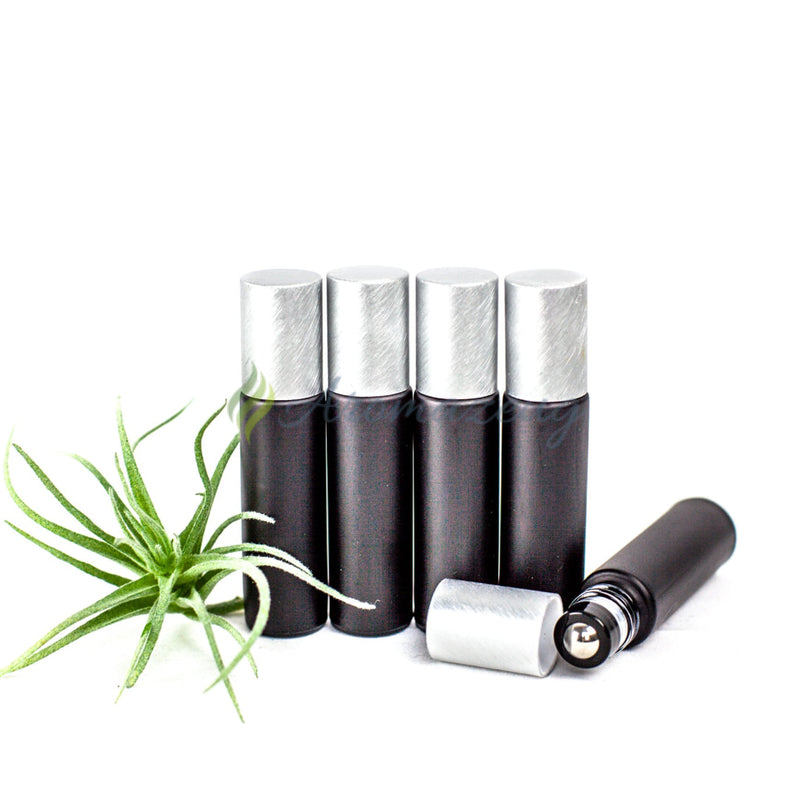 Laden Sie das Bild in Galerie -Viewer, 10 Ml Farbige Roll-On Flaschen In Matt Mit Metalldeckel Und Premium-Rollern - Paket Von 5 Flasche
