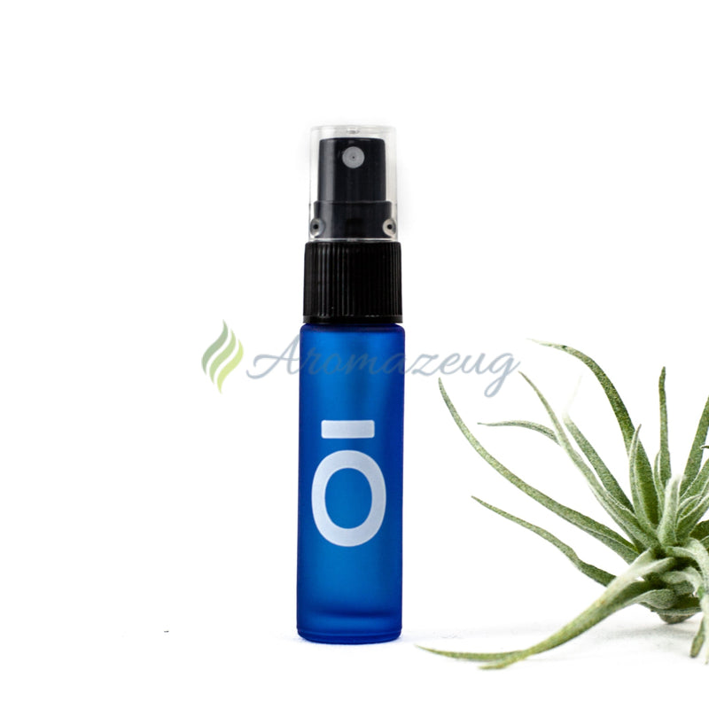 Laden Sie das Bild in Galerie -Viewer, 10 Ml Dterra Deluxe Farbige Roll-On-Flasche In Matt Mit Spray-Aufsatz Blau Spray Flasche

